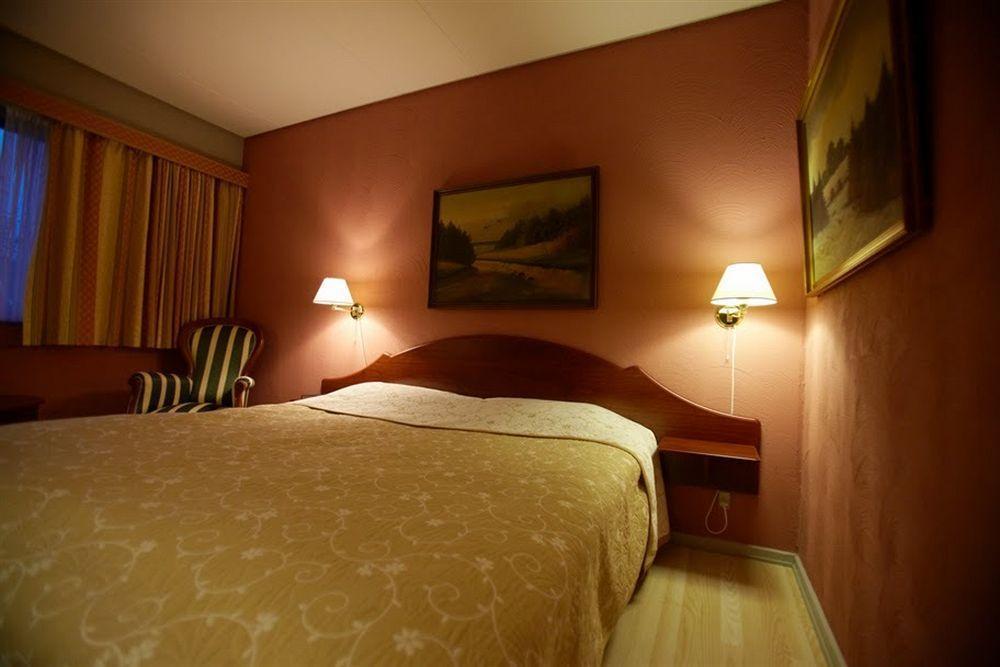 Hotel Laasby Kro Låsby Eksteriør billede