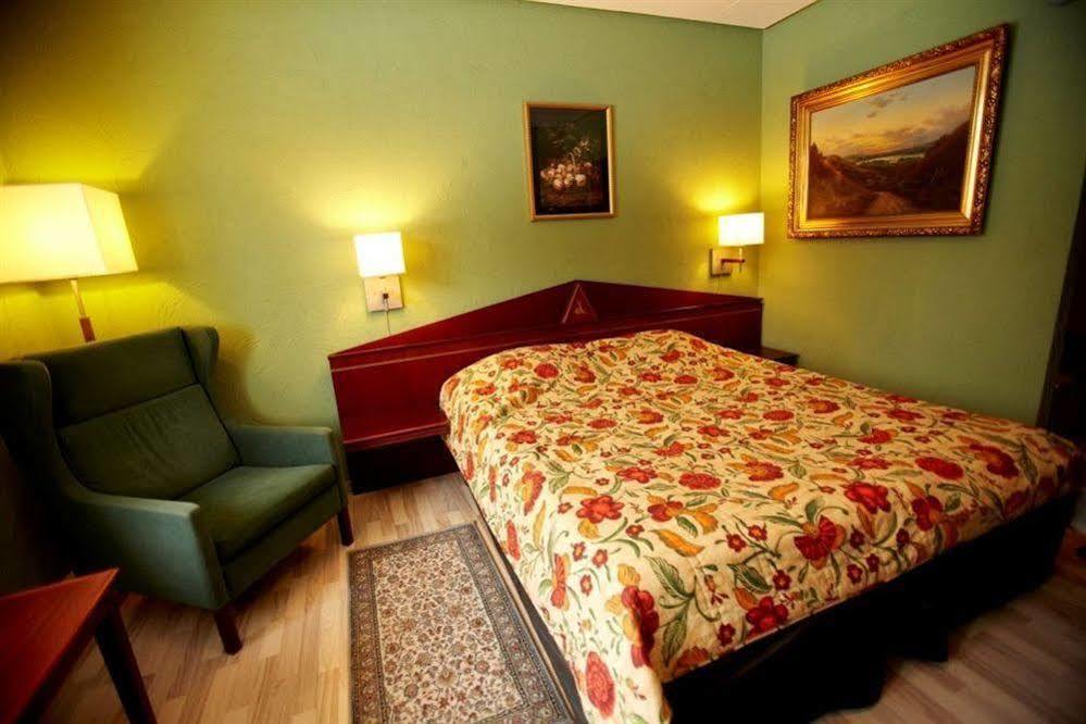 Hotel Laasby Kro Låsby Eksteriør billede